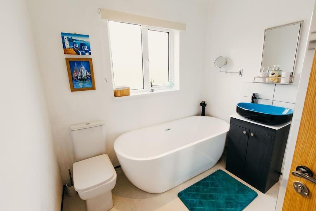 Friars Bush House Belfast - Stunning 4 Bedroom Detached House In Exclusive Queens Quarter Luxury Belfast City Centre Eksteriør billede