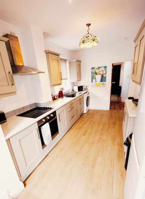 Friars Bush House Belfast - Stunning 4 Bedroom Detached House In Exclusive Queens Quarter Luxury Belfast City Centre Eksteriør billede